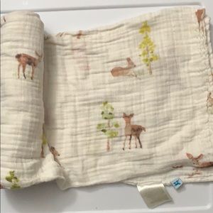 Little unicorn Muslin blanket